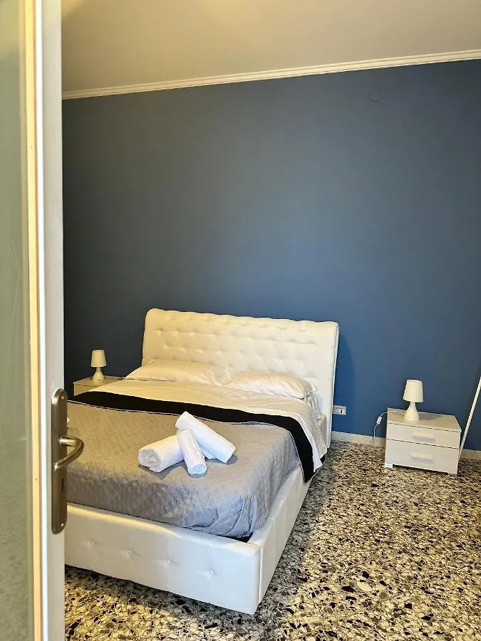 Stabile Apartment Palermo Italien